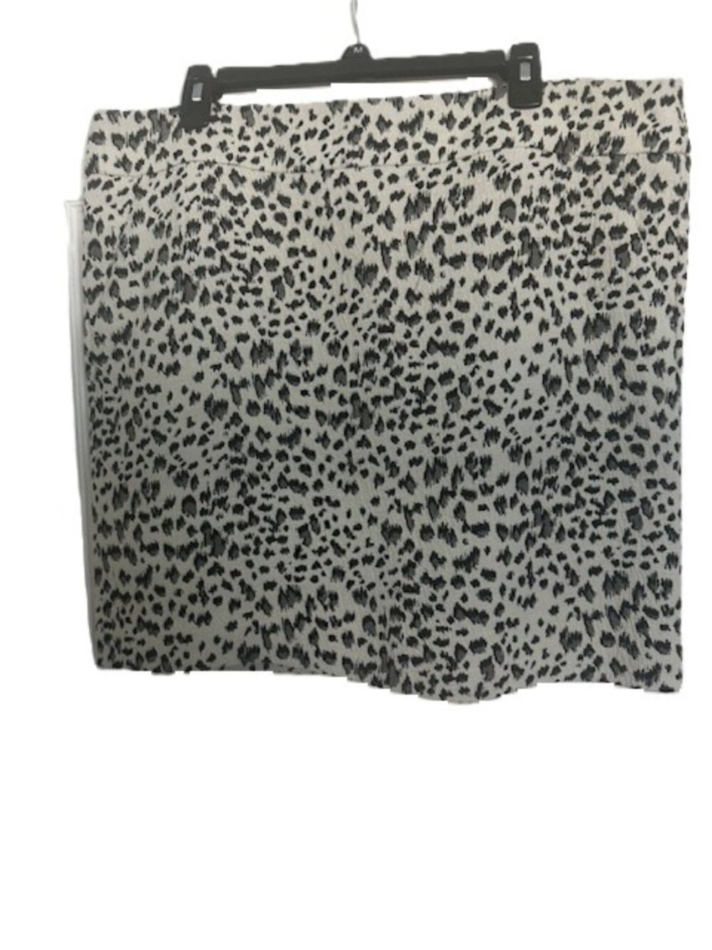 Loft Grey/Black Leopard Print Skirt
